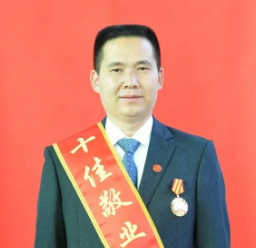十佳敬业标兵 ▎ 唐建：勇于担当敢“亮剑” 