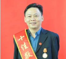 十佳敬业标兵 ▎ 叶军：灾区群众的保护神