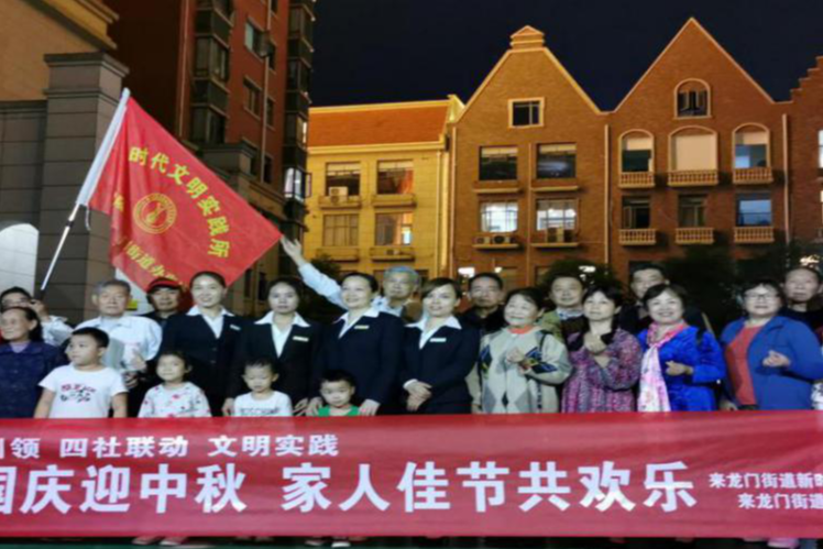 【文明实践在醴陵】“庆国庆 迎中秋”义演进小区