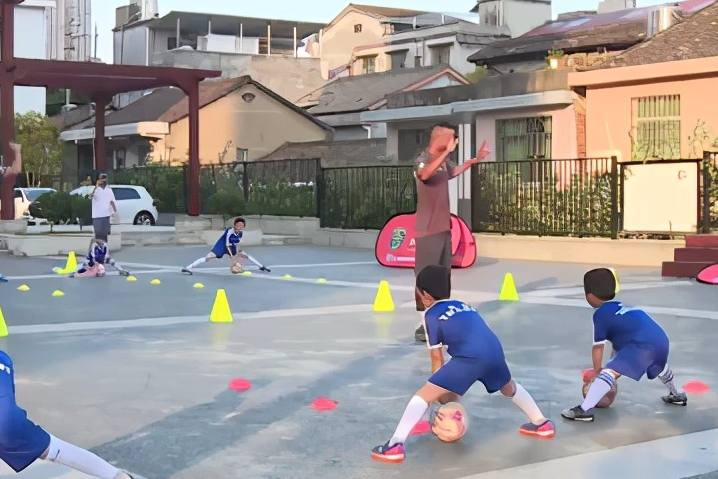 【文明实践在醴陵】志愿活动助力 成就小小少年足球之梦