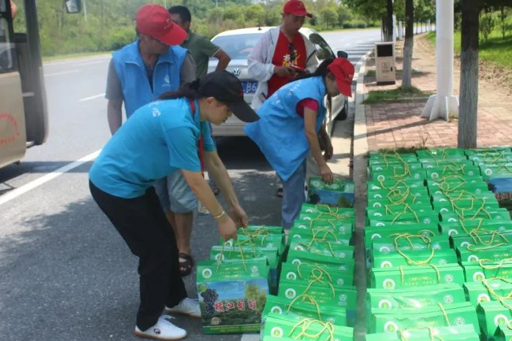 【文明实践在醴陵】湘赣携手 爱心义卖