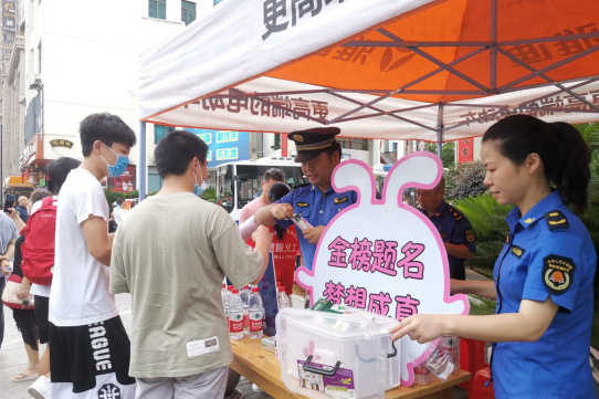 护航高考，为梦想助力！