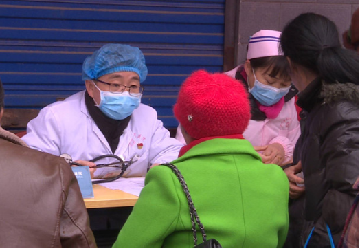 资兴开展送医下乡义诊活动