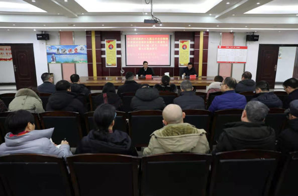 杨理诚到东江街道宣讲党的十九届五中全会精神