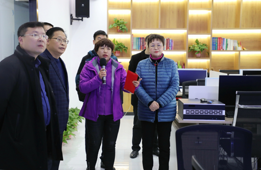 郑艾萍走访慰问基层一线单位