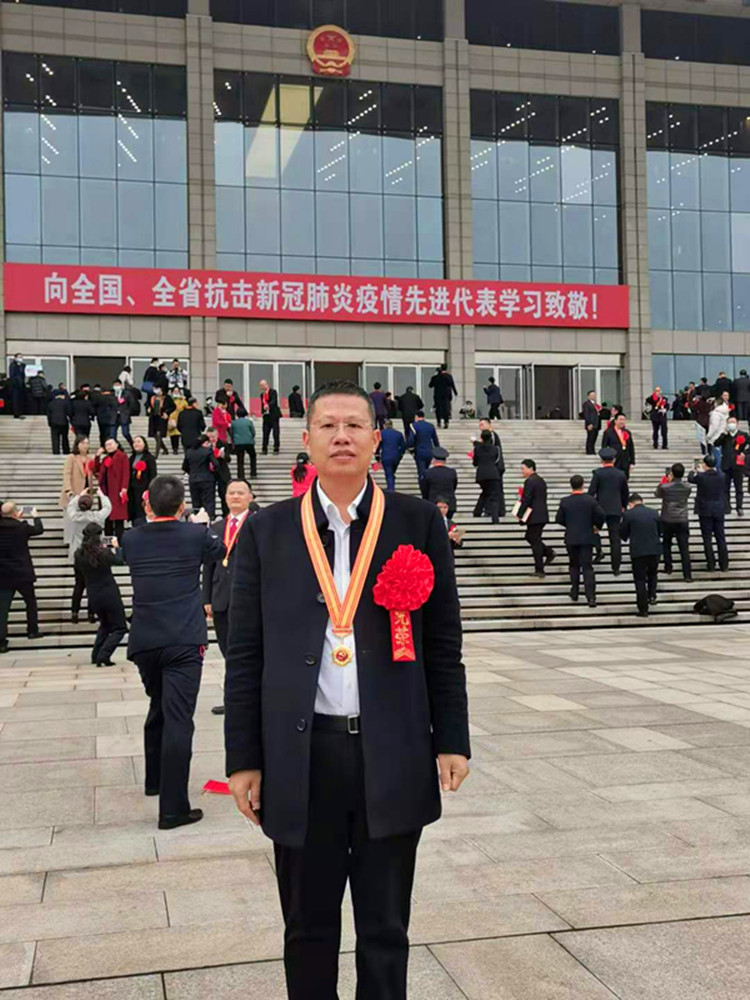 榜样的力量｜欧进：冲锋在前显担当
