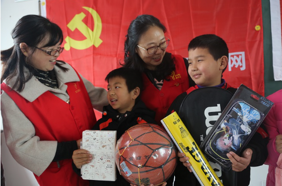 东江湖志愿者协会：积极开展学雷锋志愿服务活动