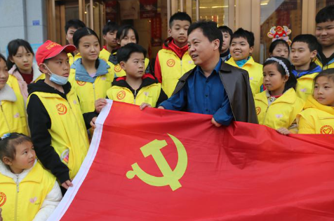 资兴市开展“童心向党 争做红色接班人”主题教育活动