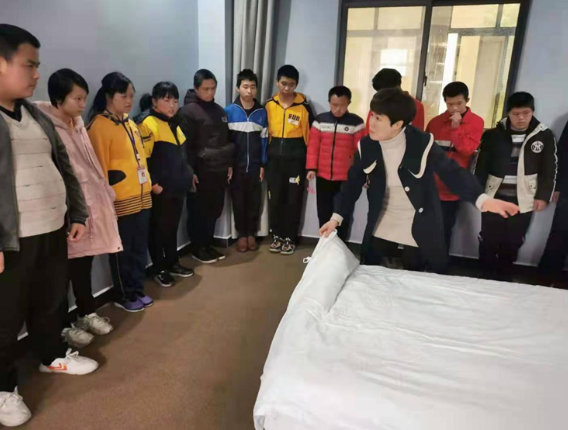 资兴：培训残障学生 提升就业技能