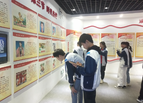 资兴市三中：推行“四个结合” 开展党史学习教育