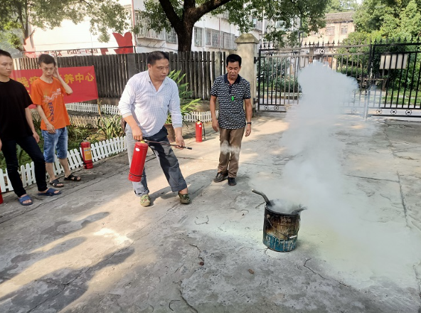 理论授课与实操，提升残友消防安全意识