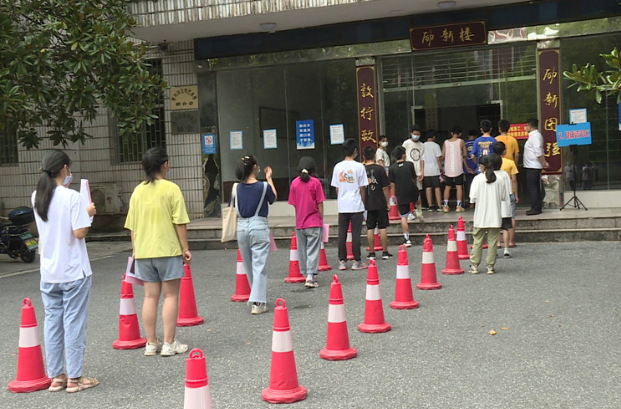 资兴启动12-14周岁人群首剂新冠疫苗接种工作