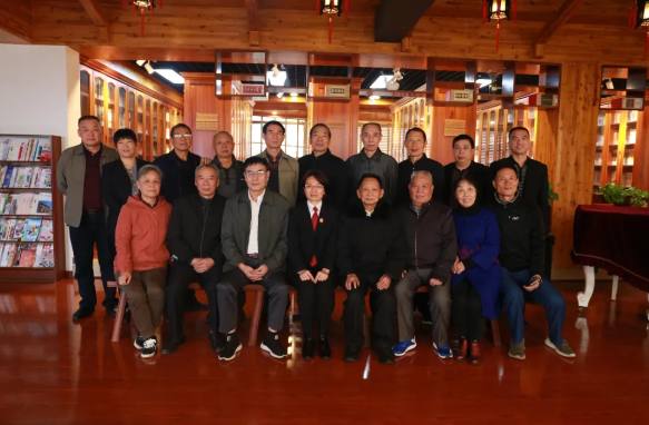 资兴法院举办“我们的节日•重阳”老干部座谈会