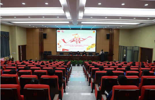 “四大”活动进行时 ▏资兴市“百年正青春”主题对话宣讲活动走进鲤鱼江中学