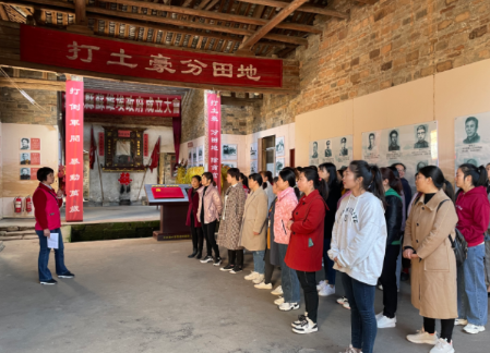 资兴妇女同胞共庆“三八”国际妇女节