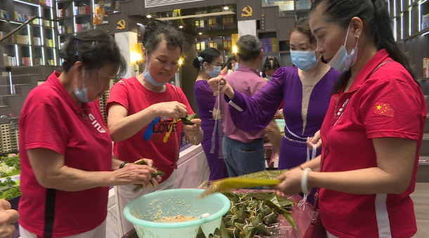 我们的节日·端午丨市老年大学：粽情粽意 共度端午