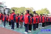 市一完小：学雷锋活动月启动