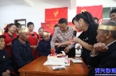 东江湖志愿者协会开展敬老爱老志愿服务活动